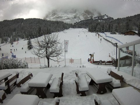 Val Gardena 15 cm friss hó