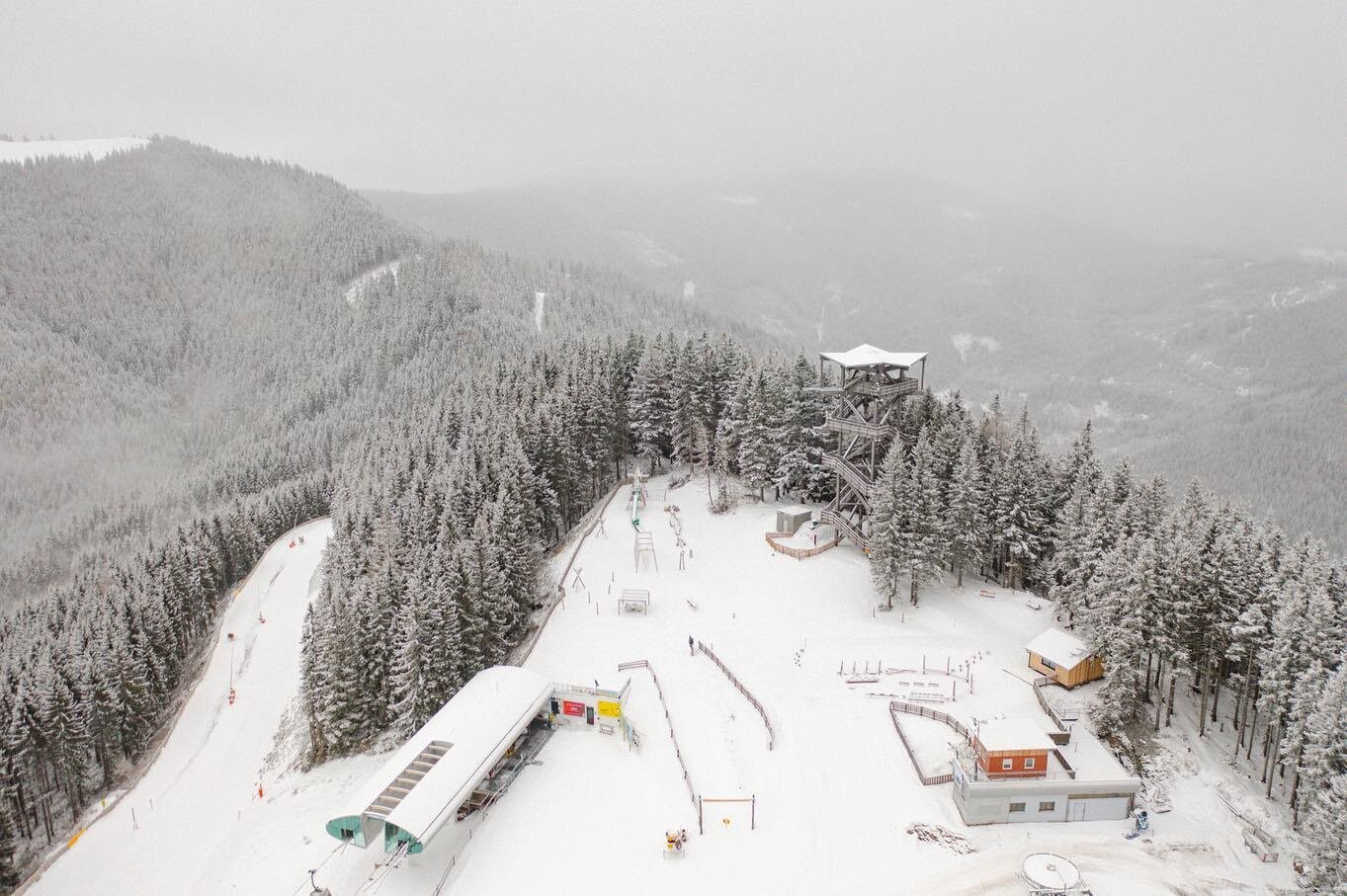 Semmering-Hirschenkogel: a havazás után egyre több pálya és a szánkópálya is megnyílik hétvégére. 