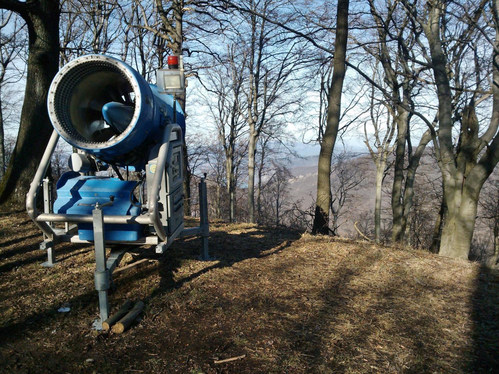 Némán elhagyatva...