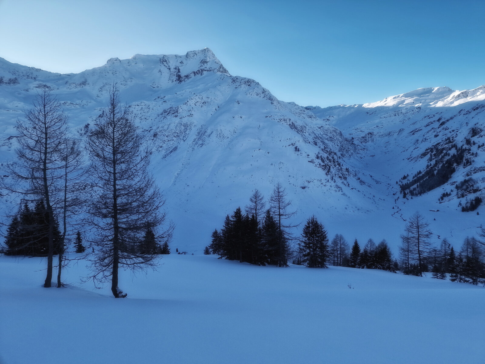 A felvonó indulása előtti napon még élvezni akartam ezt a nyugalmat.