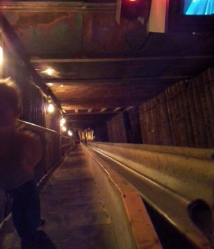 Csúszda a bányában