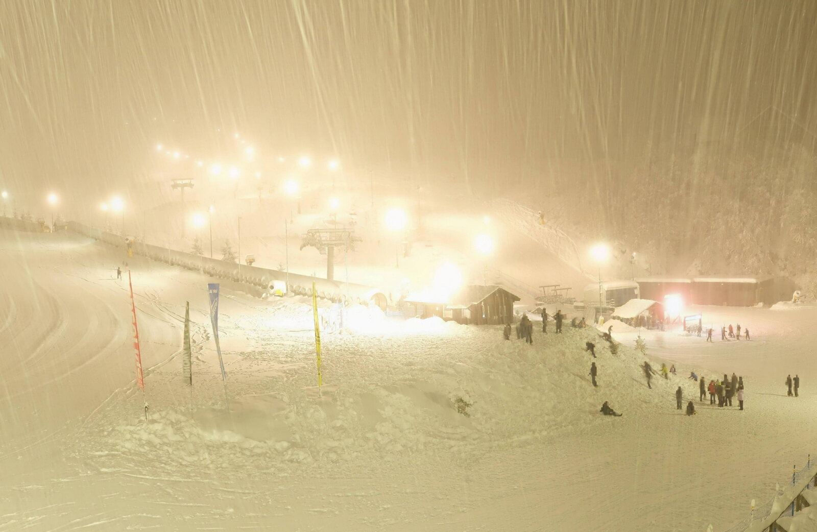 Esti síelés, webkamera 1500 méteren, Prato Nevoso Ski