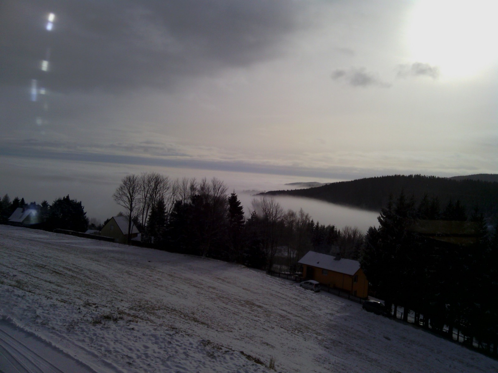A felhők a völgyben, mi meg fölöttük