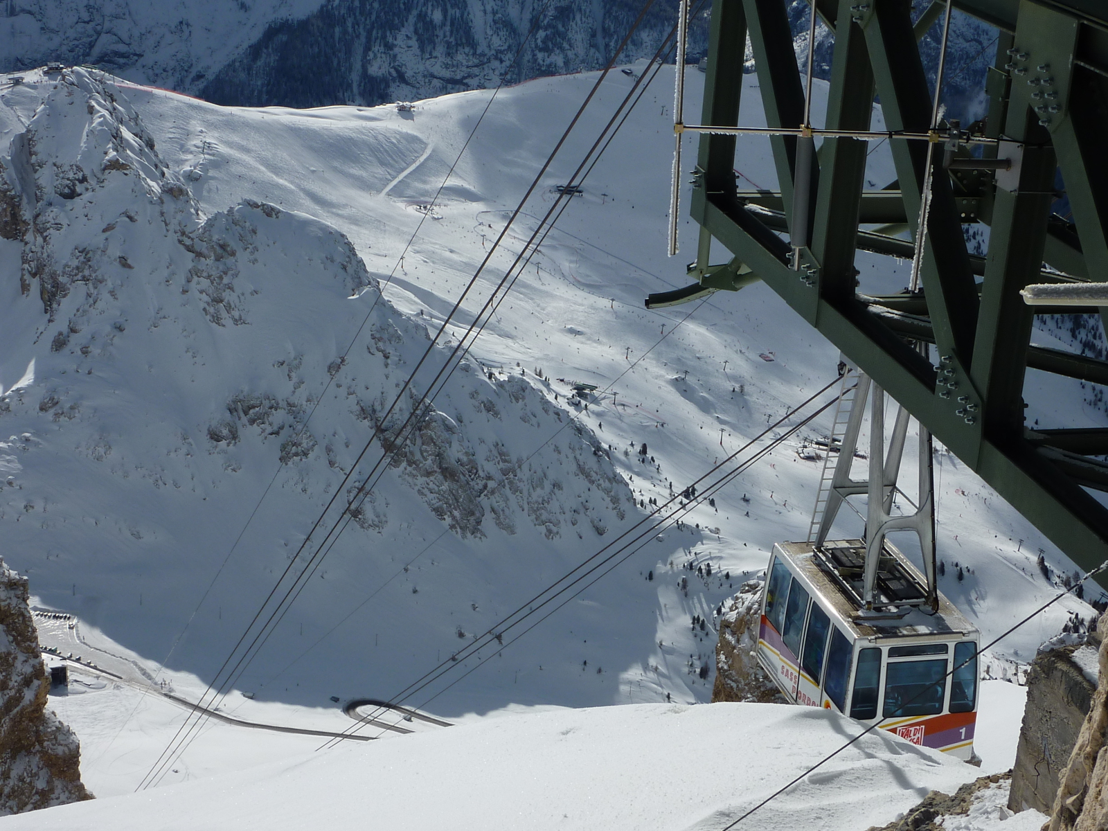 Passo Pordoi - Sass Pordoi 2950m