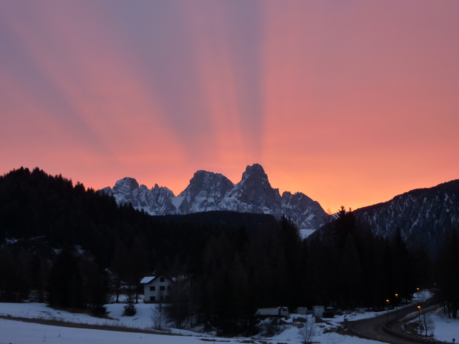 napfelkelte Bellamonte-ból