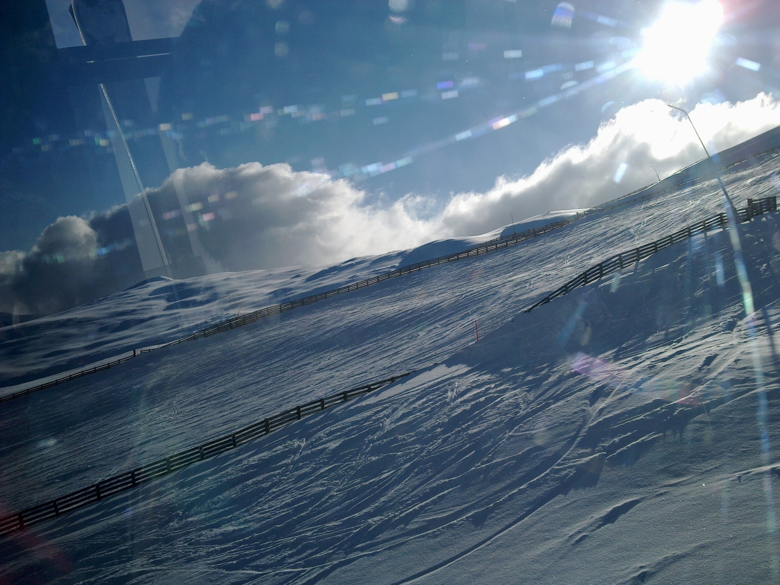 Aineck, kilátás a buborékos felvonóból az A1 sísztrádára 