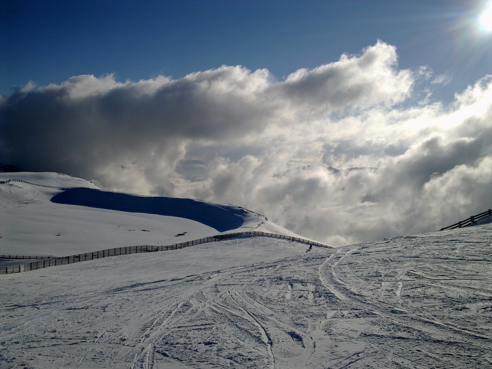 Aineck, a "hullámpálya" eleje a víztározóval 
