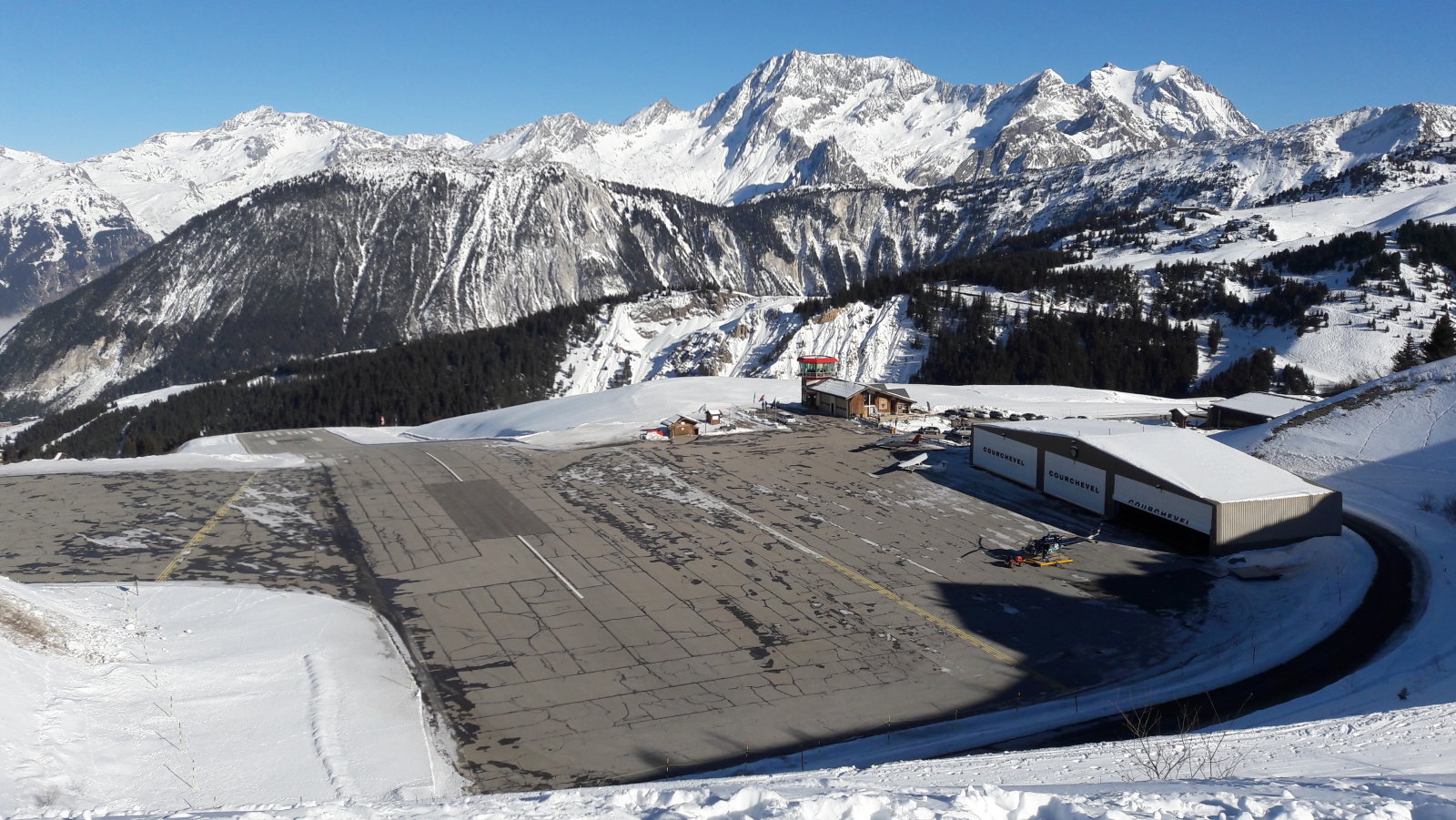 Courchevel repülőtér