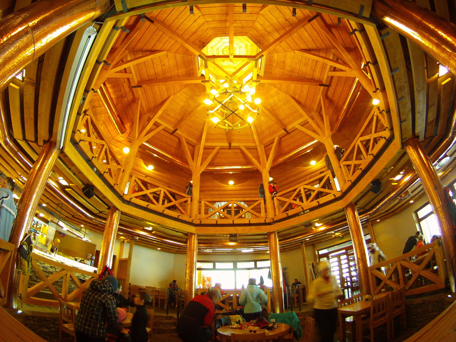 Králiky új központi fa étkezdéje 150 fő befogadására alkalmas