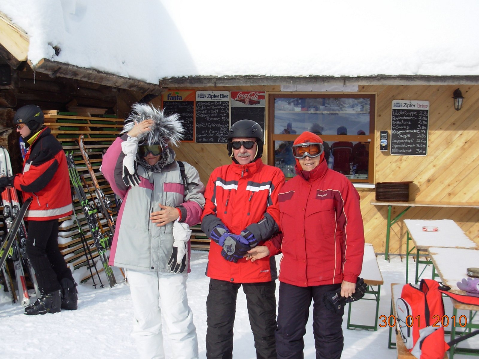 Már sízésre készülünk