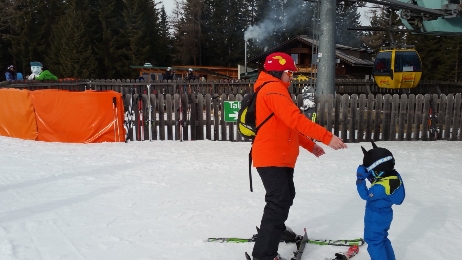 Villám és Batman - sisakhuzatban