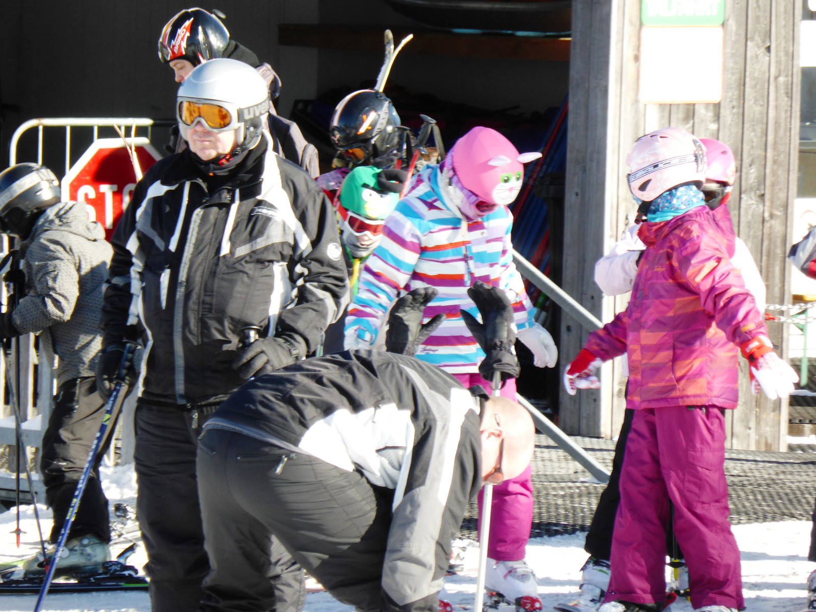 Síliftnél - sisakhuzatban