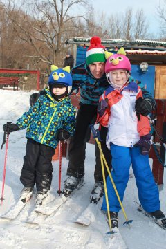 Síoktatáson - sisakhuzatban