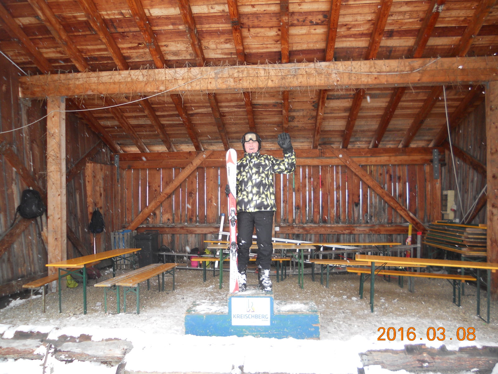 ...a második és harmadik nagyon lemaradt......