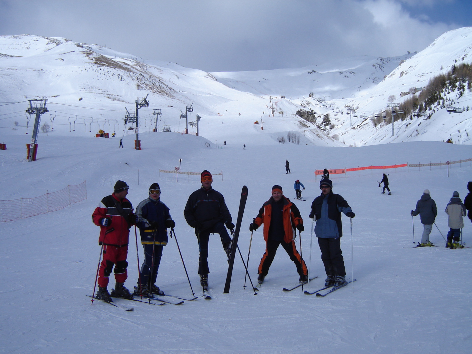 KÖZPONTI PÁLYÁK ALJA