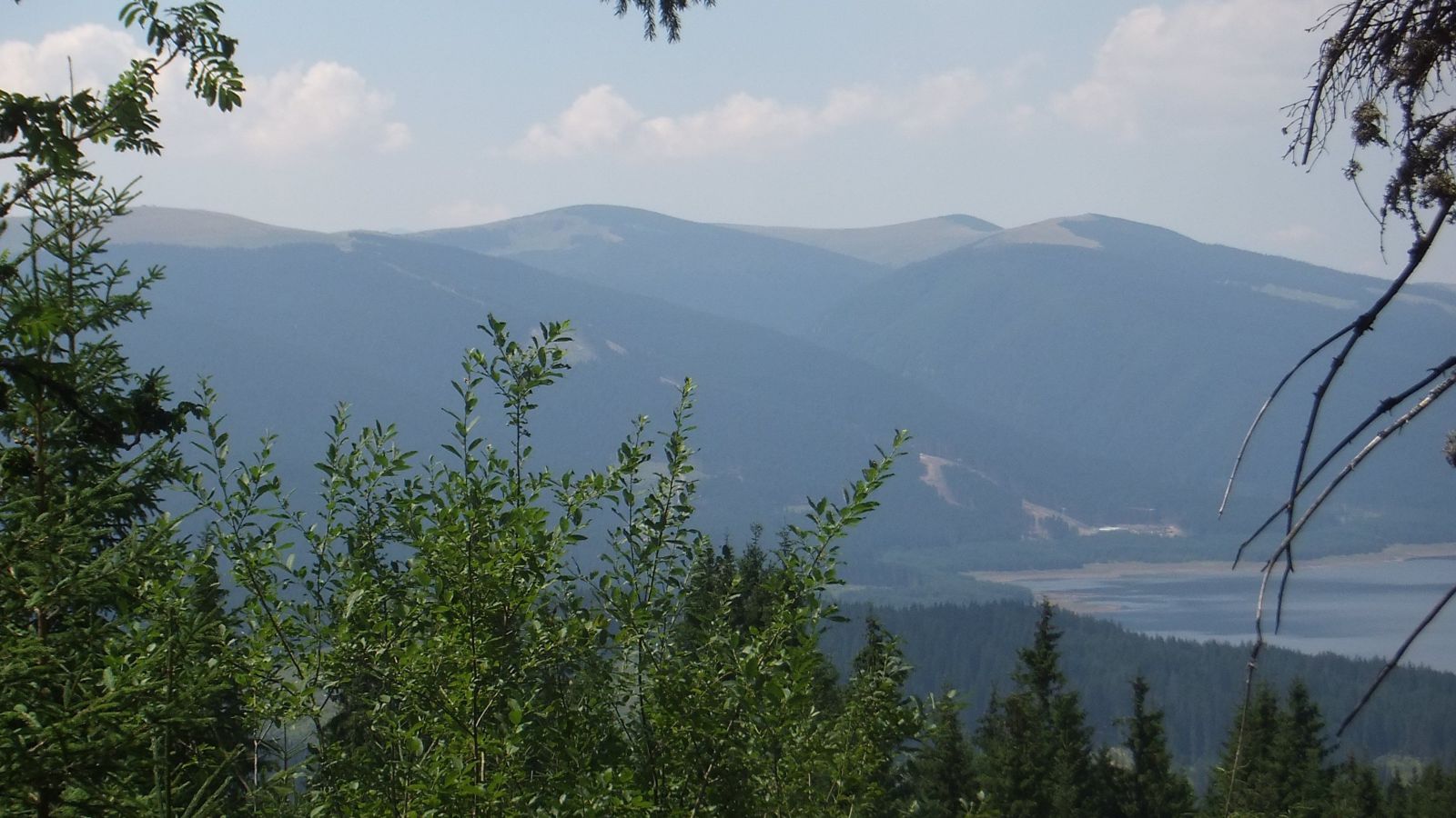 Az erdei pálya, a kabinos felvonó mellett. kb 1300-2000m közt