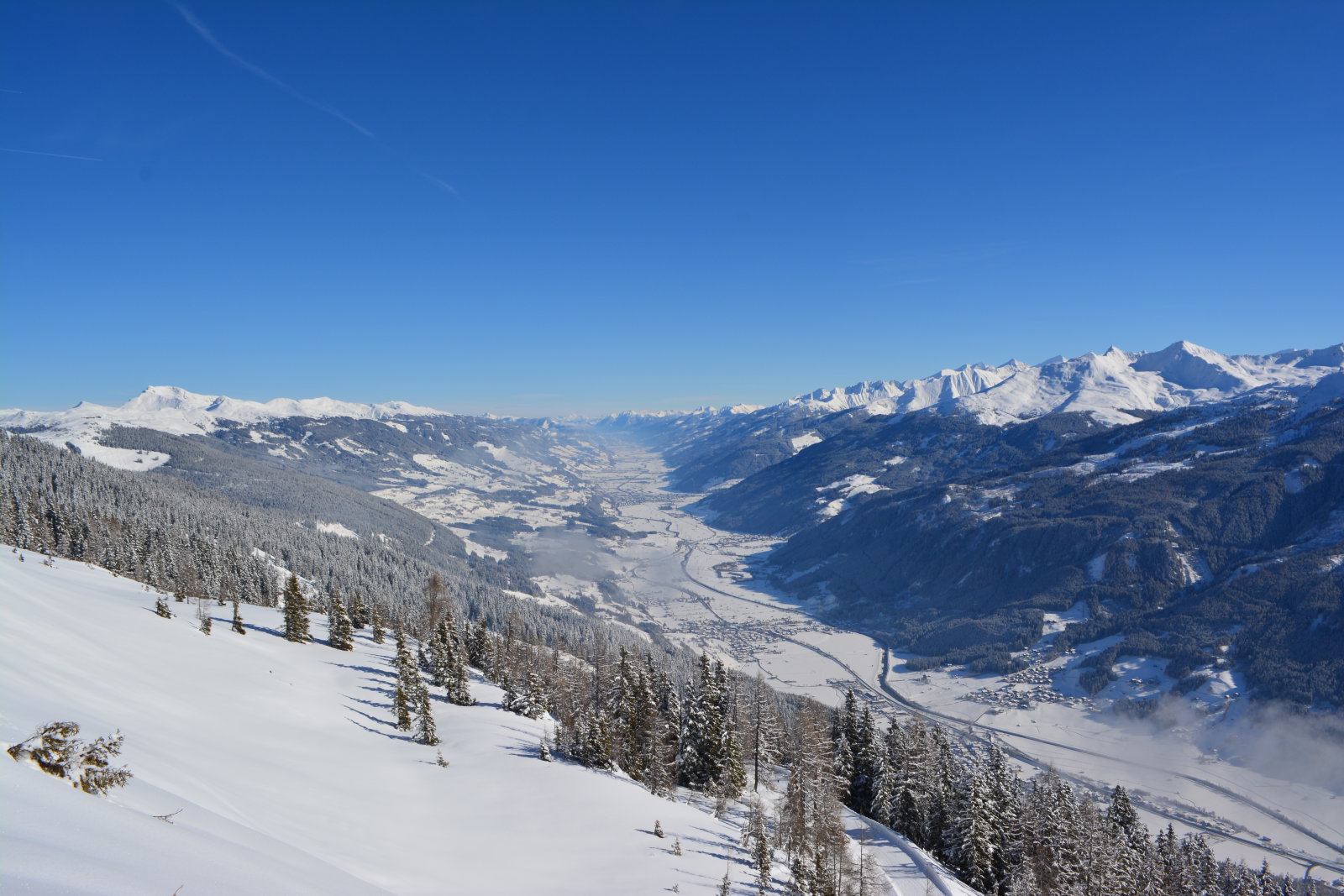 Bramberg am Wildkogel - Ausztria szánkópálya nappal