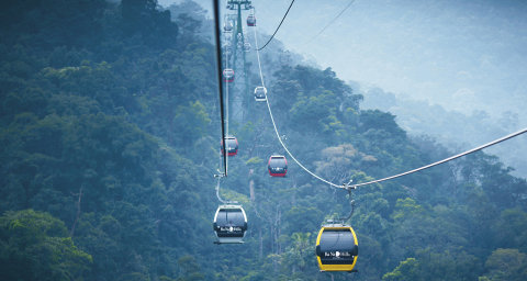 A vietnámi Bana Big jelenleg a világ leghosszabb felvonója | Fotó: doppelmayr.com