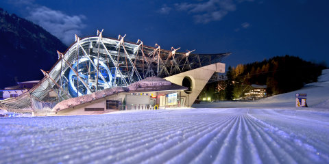A keréken átforduló lift St. Antonban | Fotó: doppelmayr.com