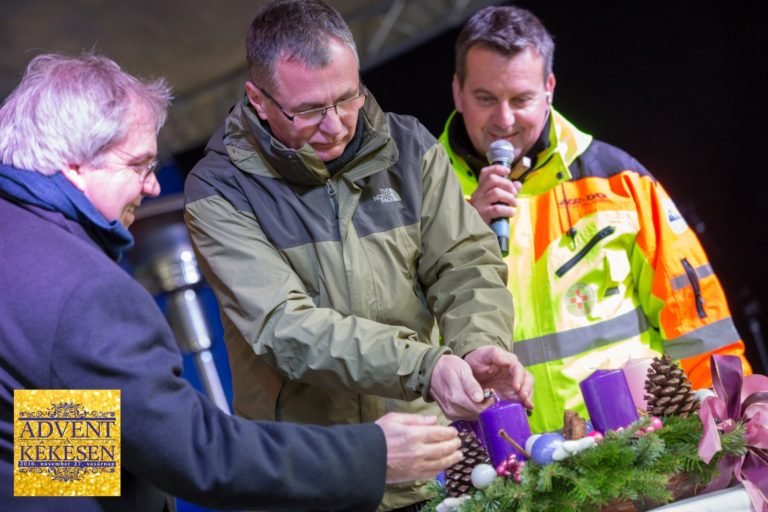 Zenei programokkal, örömtűzzel és gyertyagyújtással várják a látogatókat | Fotó: Leskó Tamás