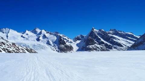 Visszatekintés kelet irányba