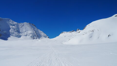 Olyan idő volt, hogy a szél meg sem mozdúlt, egy szál ing volt rajtam és nem fáztam