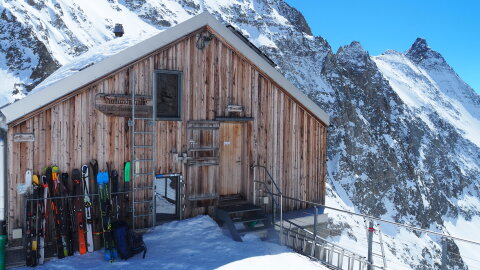 Közelről a Hollandiahütte