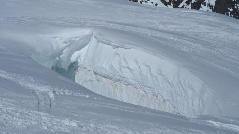 Gleccser lyuk a közelben