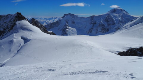 A francia csoport már előttem, ők a Konkordia hüttéhez mentek ma estére