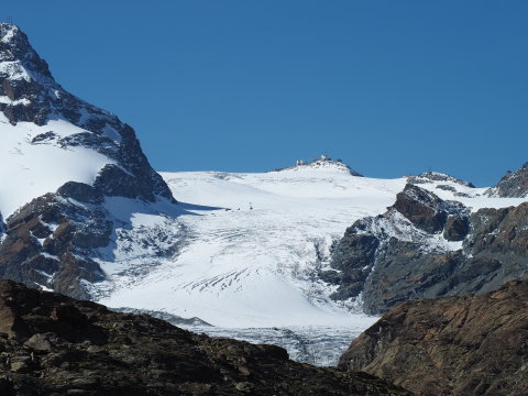 felvonó sípályával