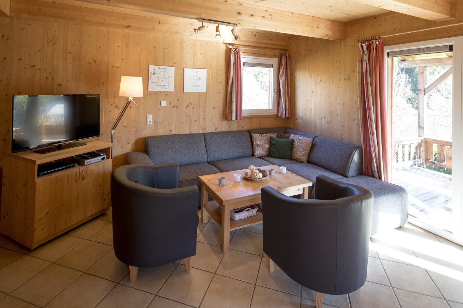 4 hálószobás infraszaunás üdülőház