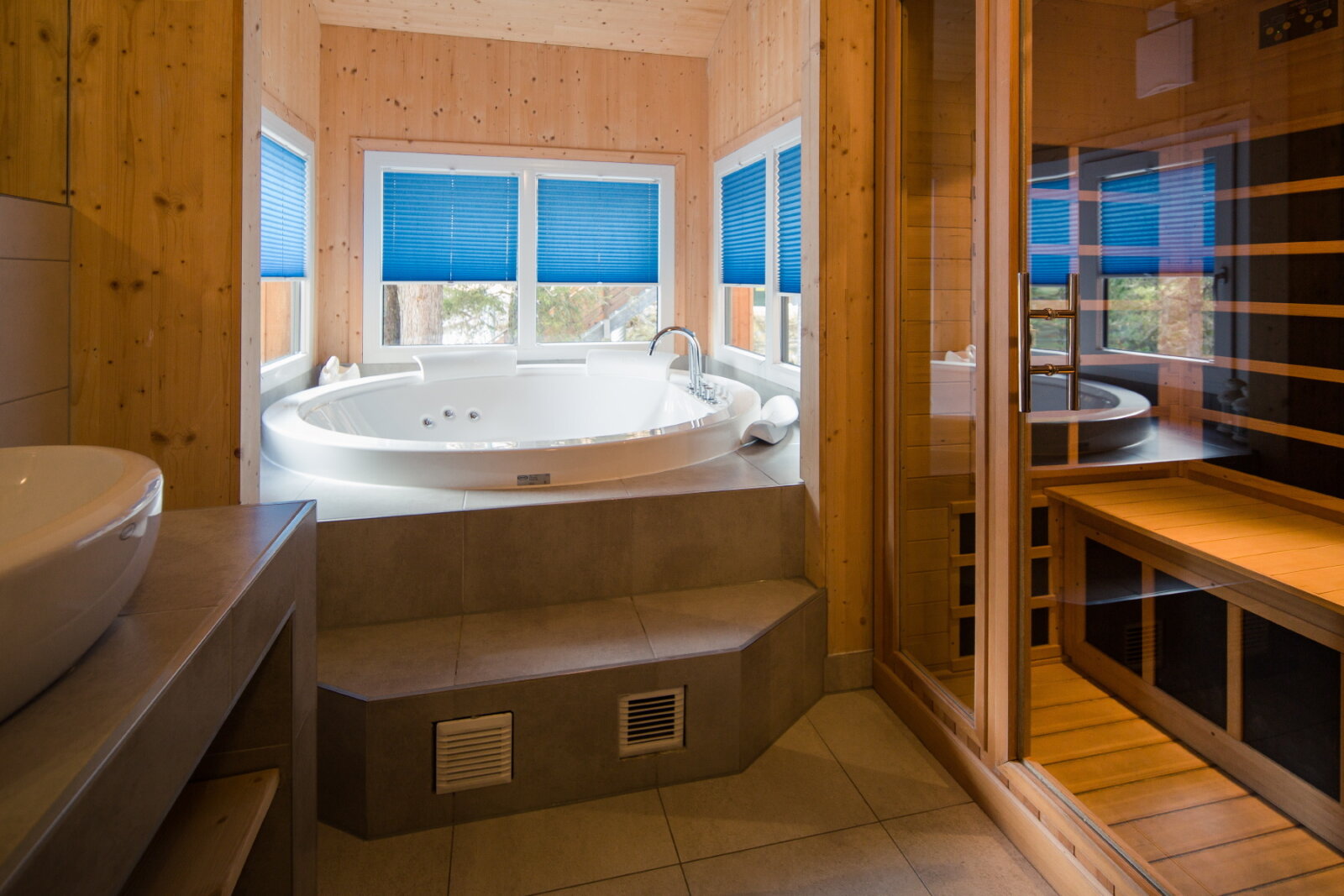 Ferienhaus III.: max. 16 fő, 6 hálószoba