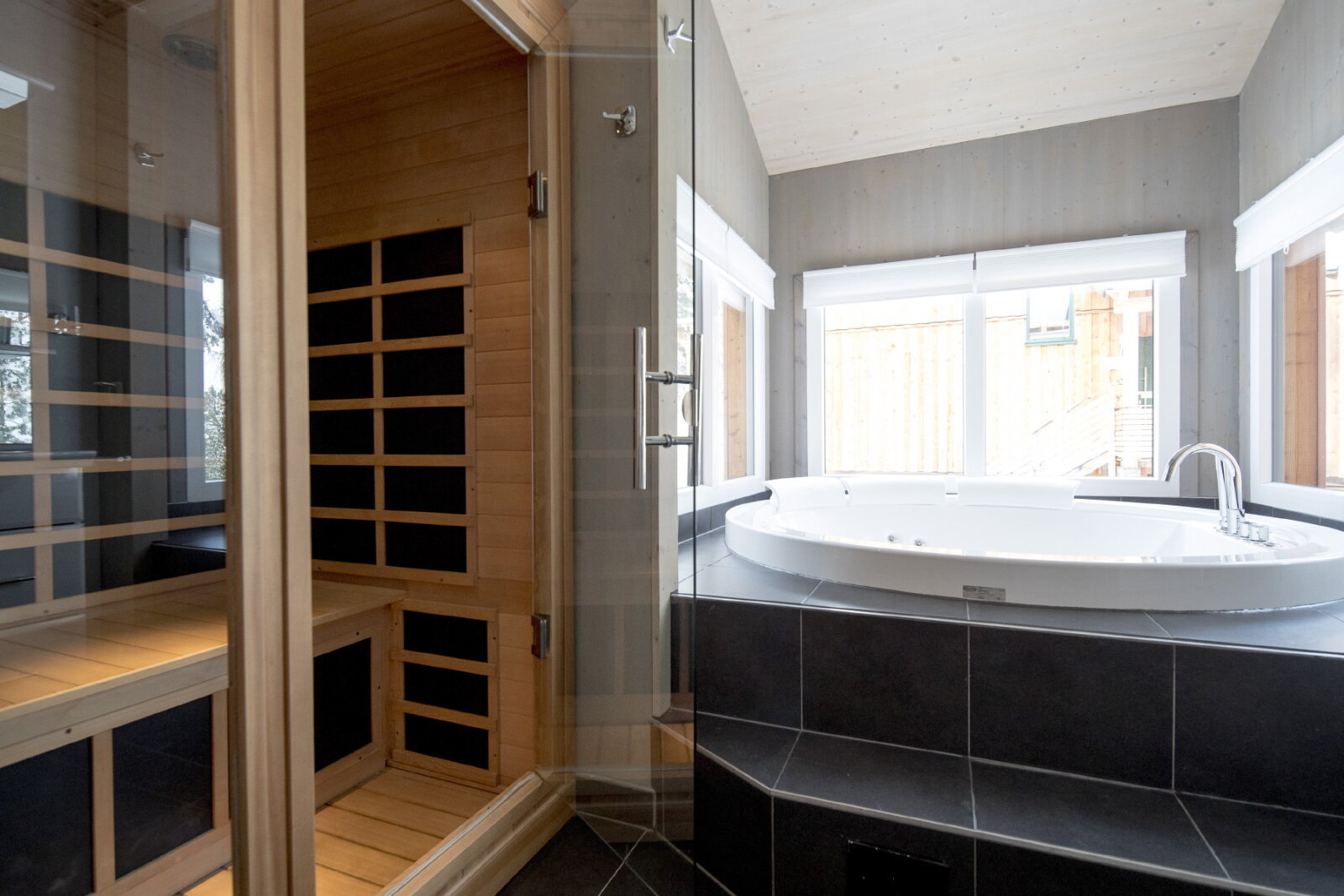 Ferienhaus I.: max. 12 fő, 4 hálószoba