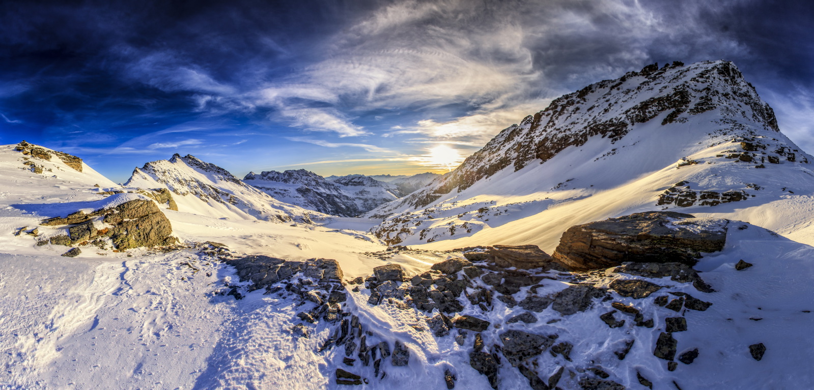 Naplemente a Mölltal gleccseren