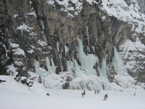 Óriás jégcsapok a Lagazoui-ról lefelé.