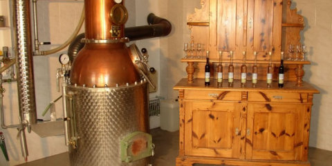 A ház saját pálinkafőzdéje