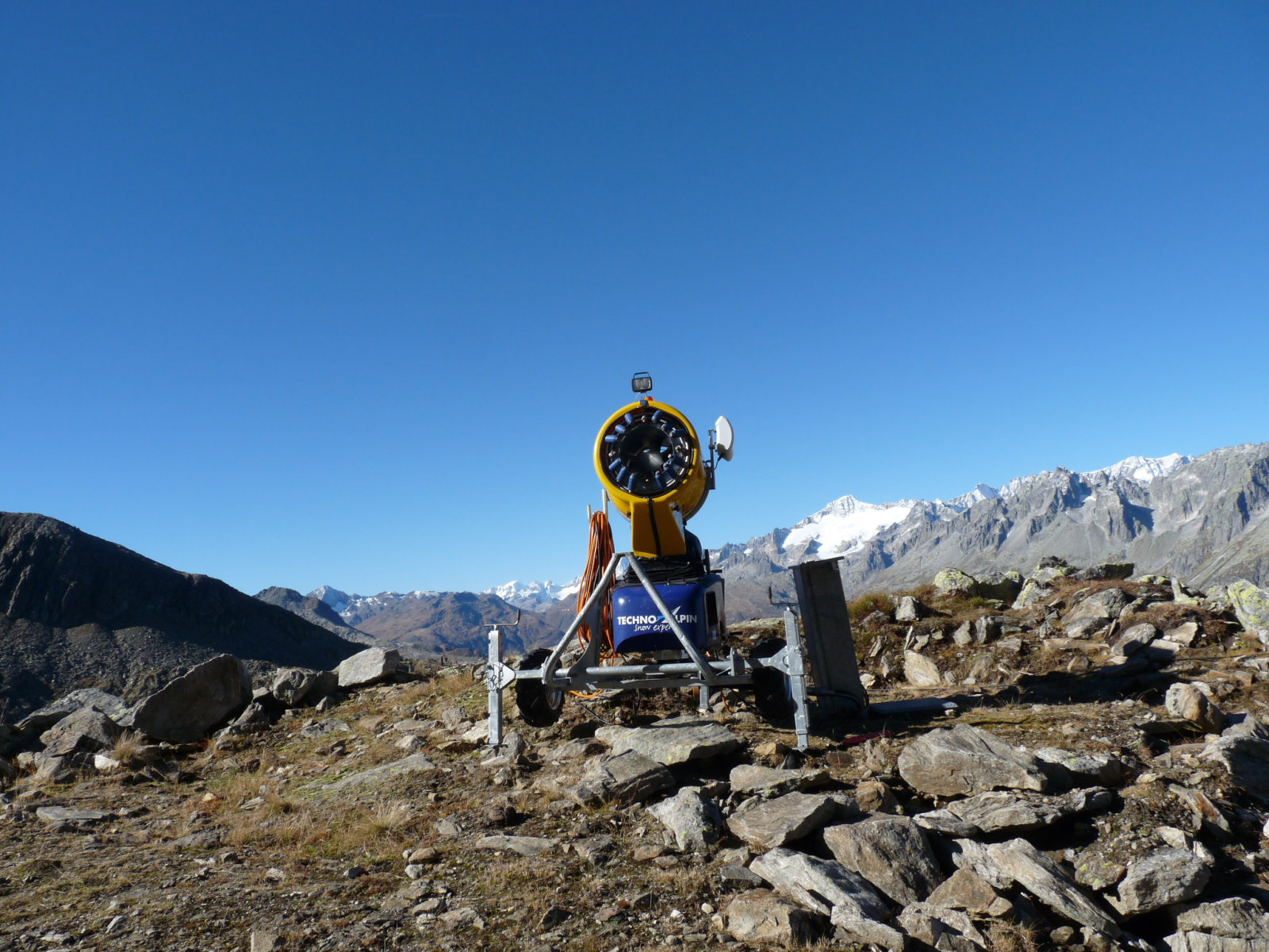 Hóágyú bevetésre készen