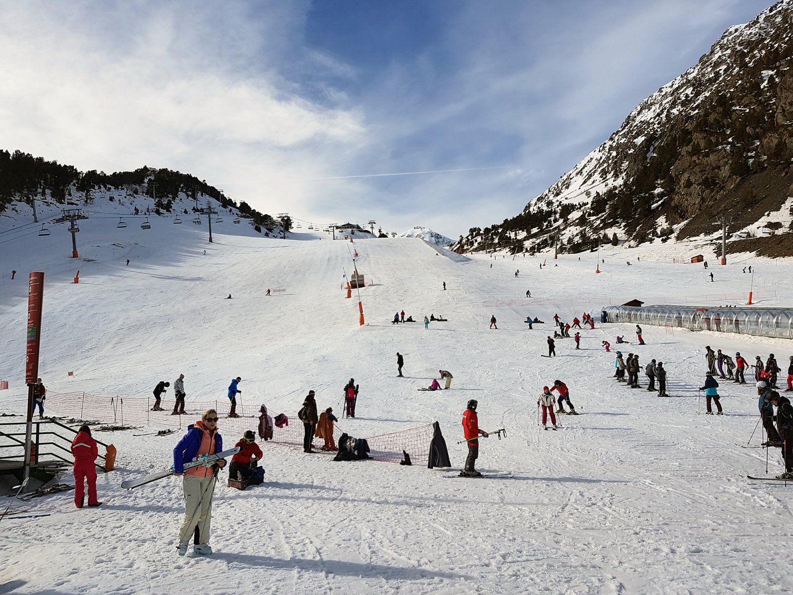 Arinsal kozepallomas a fo volgyel folfele