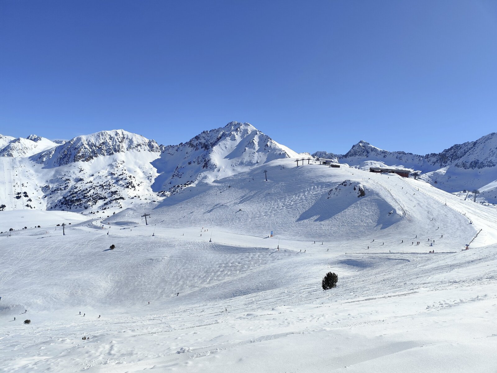 Grandvalira - Szemben az új Pla de les Pedres Encamp felvonó