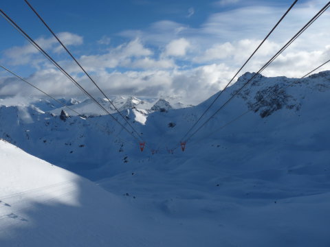 Itt lehet átmenni Arosaba