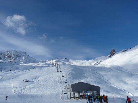 Kb. ennyien voltak a lifteknél maximum