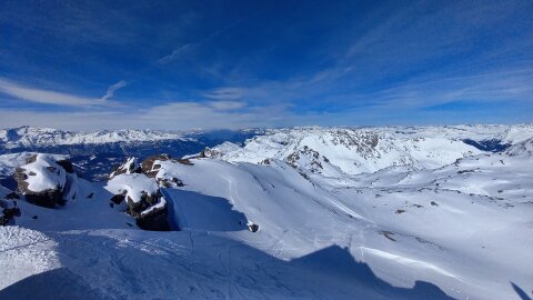 Bal oldalon a Rajna völgye látható