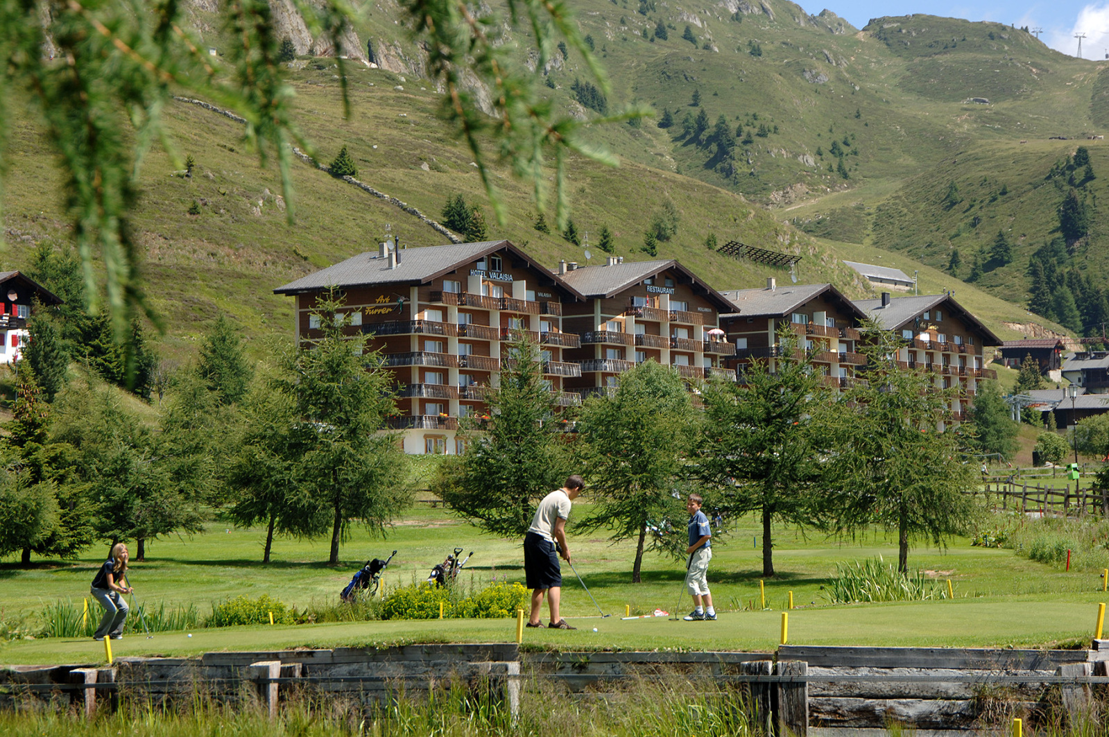 Art Furrer Resort - golfpályával