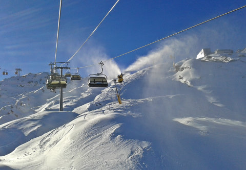 A gleccsereken továbbra is tél, a képen Kaprun - fotó: Stánicz Balázs