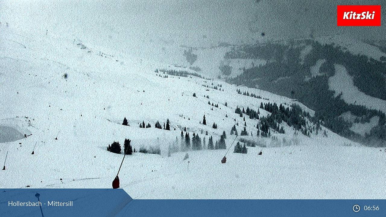 Kitzbühelben a hóágyúkat is bekapcsolták, május 1-ig síelhetünk, de csak néhány lift megy