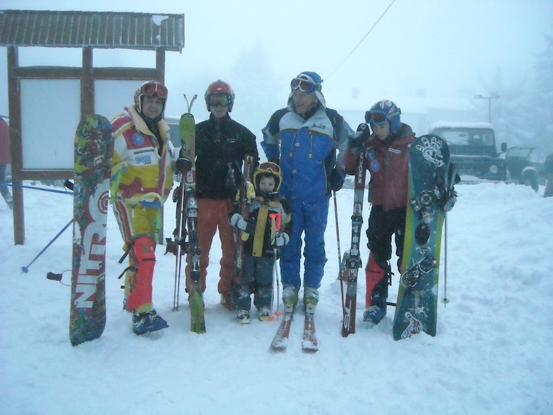 Szabadedzés után a bánkutyák.