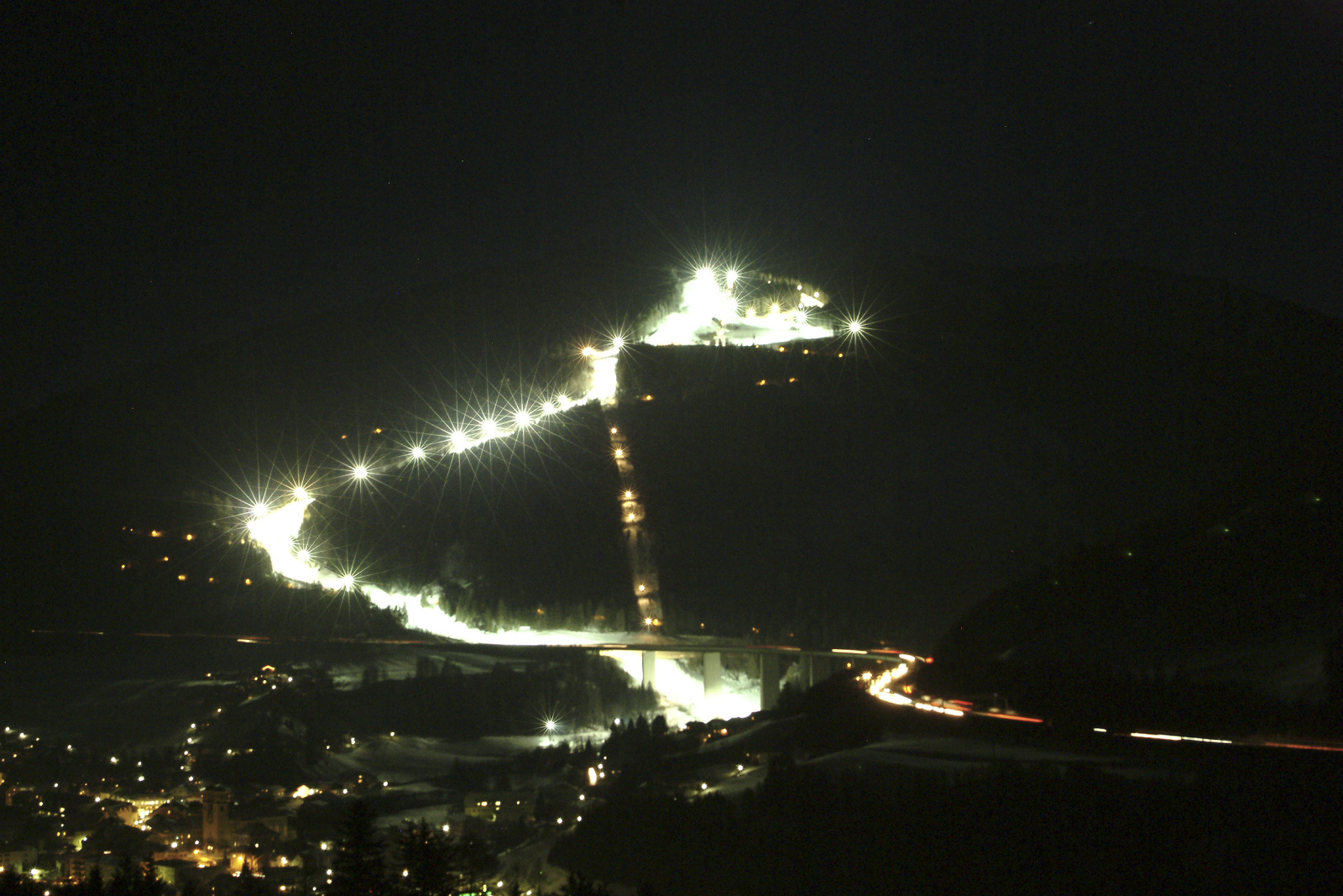 Sípálya esti fényben