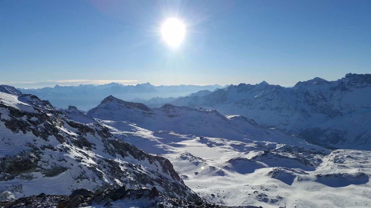 Verőfényes napsütés