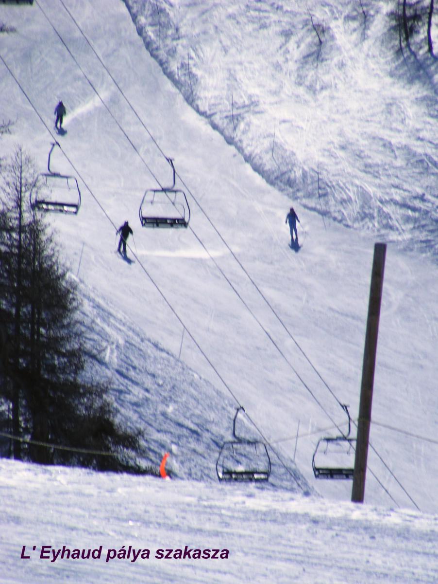 L' Eyhaud pálya a vendéglő teraszáról