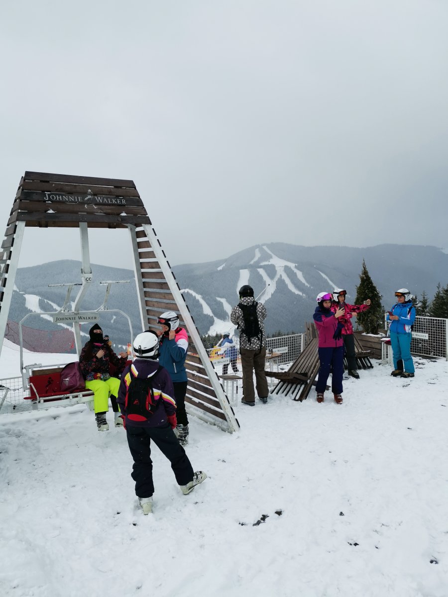 14-es lift tetőállomás